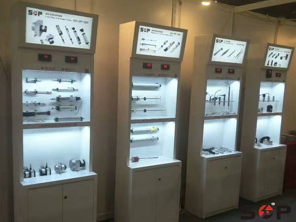 位移傳感器展示
